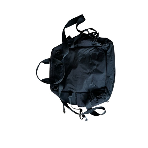 Skip Hop Diaper Bag in Black Gold Hardware - Picture 8 of 8